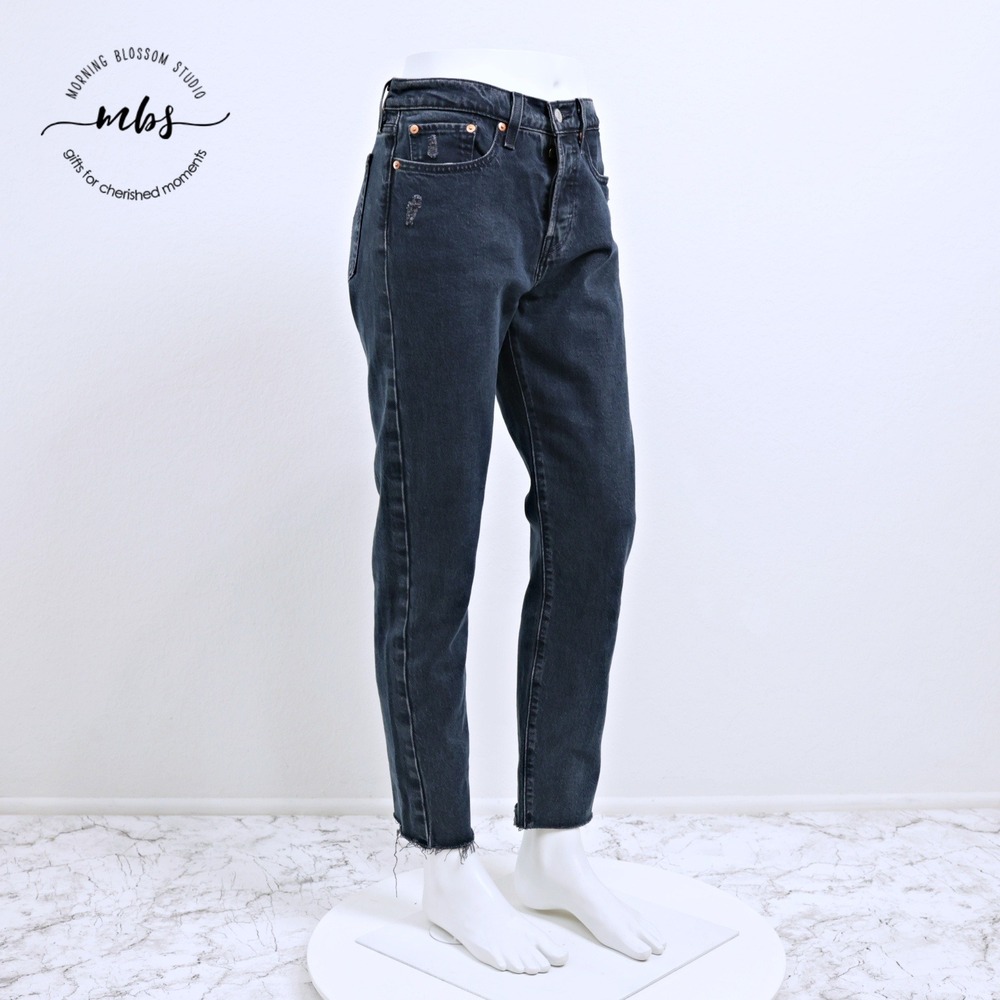 Levi's Premium Wedgie Distressed Button Fly Cropped Raw Hem Jeans Blue Women 28